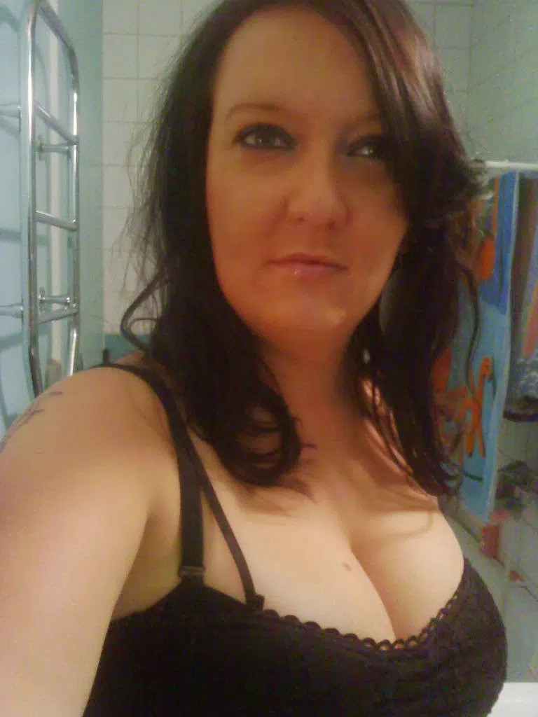 Mollige Frau sucht privates Sexdate im Landkreis Güstrow
