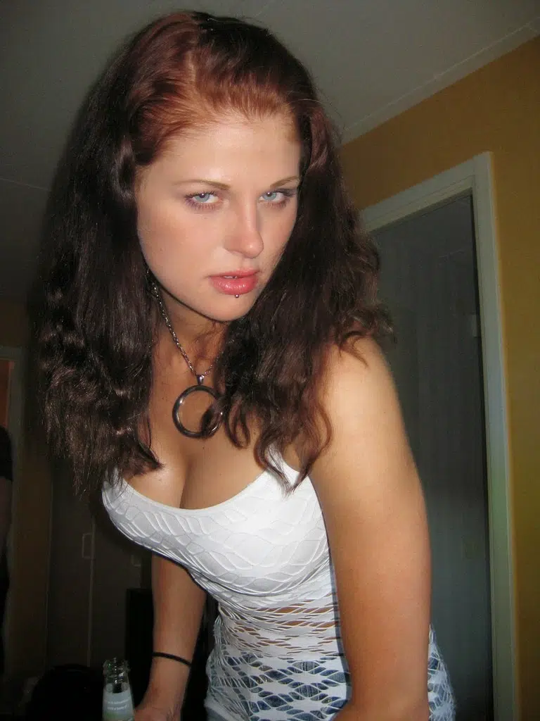 Sextreff in Remscheid mit reifen Herren von ihr (25) gesucht